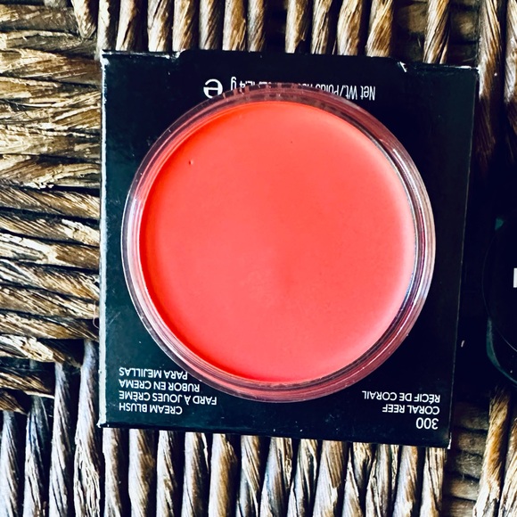 ✨♥️ Revlon Photo Ready Cream Blush ♥️✨ Coral Reef ♥️ - Picture 3 of 9